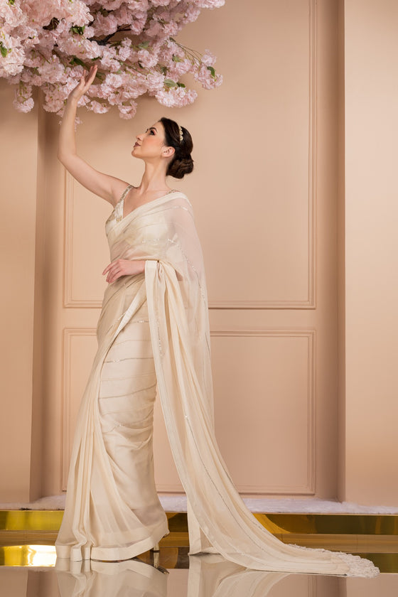 Printed Shimmer Blouse With Sequins Saree Frontview