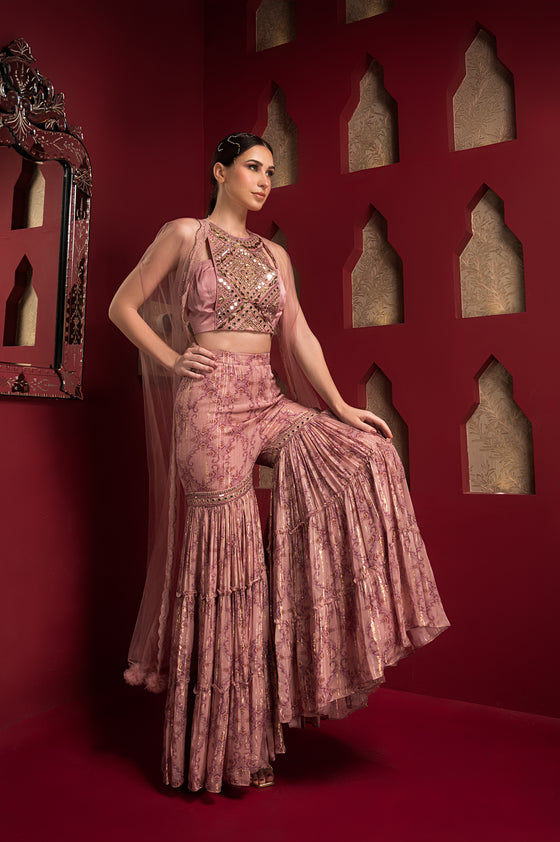 EMBROIDERED TOP AND PRINTED GARARA WITH LONG CAPE
