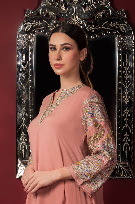 Embroidered Sleeve Boho Kurta & Pants Sideview