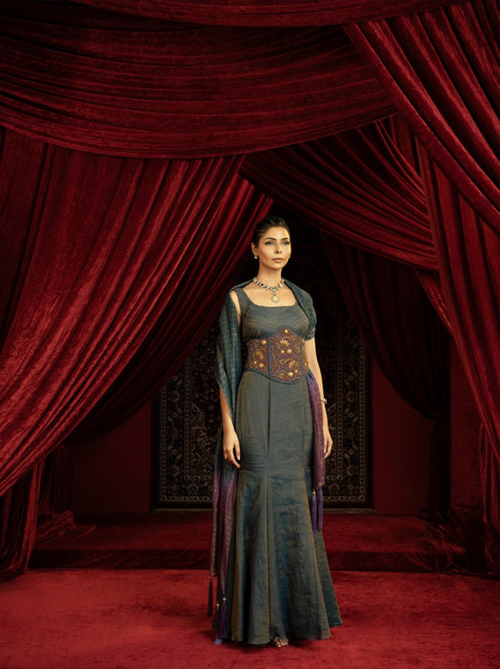 TEAL BLUE FISHCUT SKIRT WITH QUILTED BLOUSE, EMBROIDERED BELT & OMBRE DUPATTA