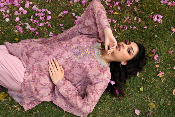 Women's Pink Floral Printed Boho Set Closeview